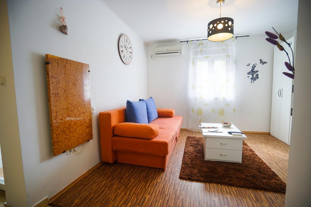 Floral Apartment زادار المظهر الخارجي الصورة